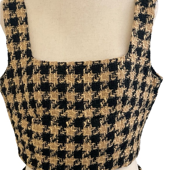 HOUSE OF HARLOW REVOLVE Tweed Houndstooth Academia Clueless Crop Top Skirt Set - Picture 3 of 15